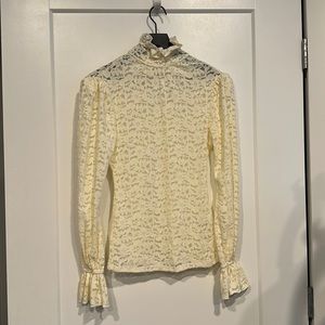 Unique Vintage ivory long sleeve lace top size small